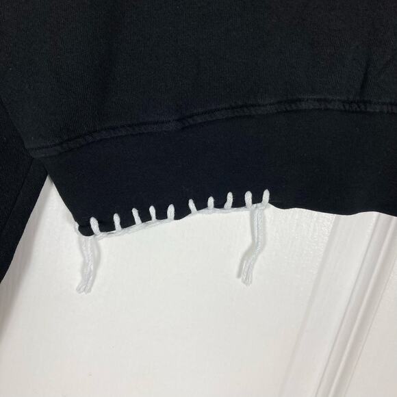 NWOT LAUREN MOSHI Sweatshirt XS Black Graphic White-Embroidery”Happy-face”Long-S - Picture 6 of 11